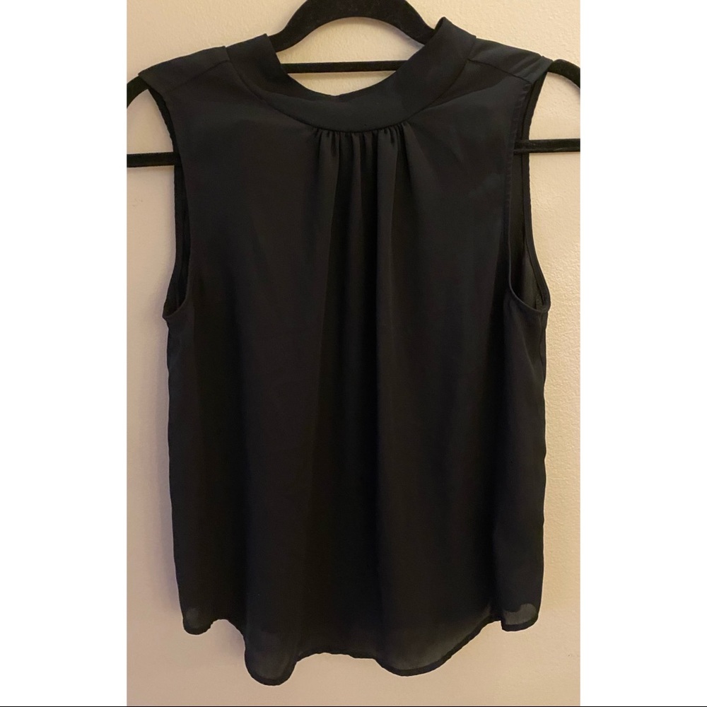 Who What Wear High Neck Sleeveless Pleated Blouse